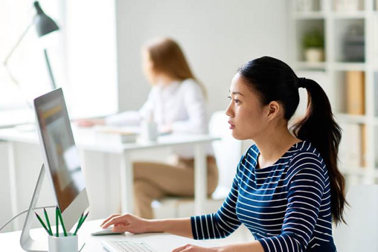 Institute employee creating a mentorship profile via the computer